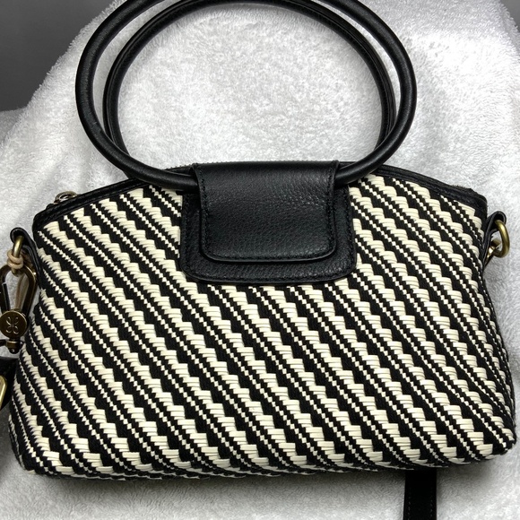 NWT - Hobo Sheila Weave Crossbody Bag - Picture 3 of 11
